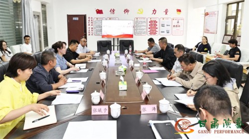 楊焱一行到甘肅演藝集團敦煌藝術(shù)團調(diào)研
